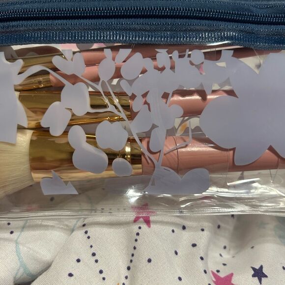 NWT Belk 4-Piece Makeup Brush Set with Clear Pouch - Picture 5 of 14